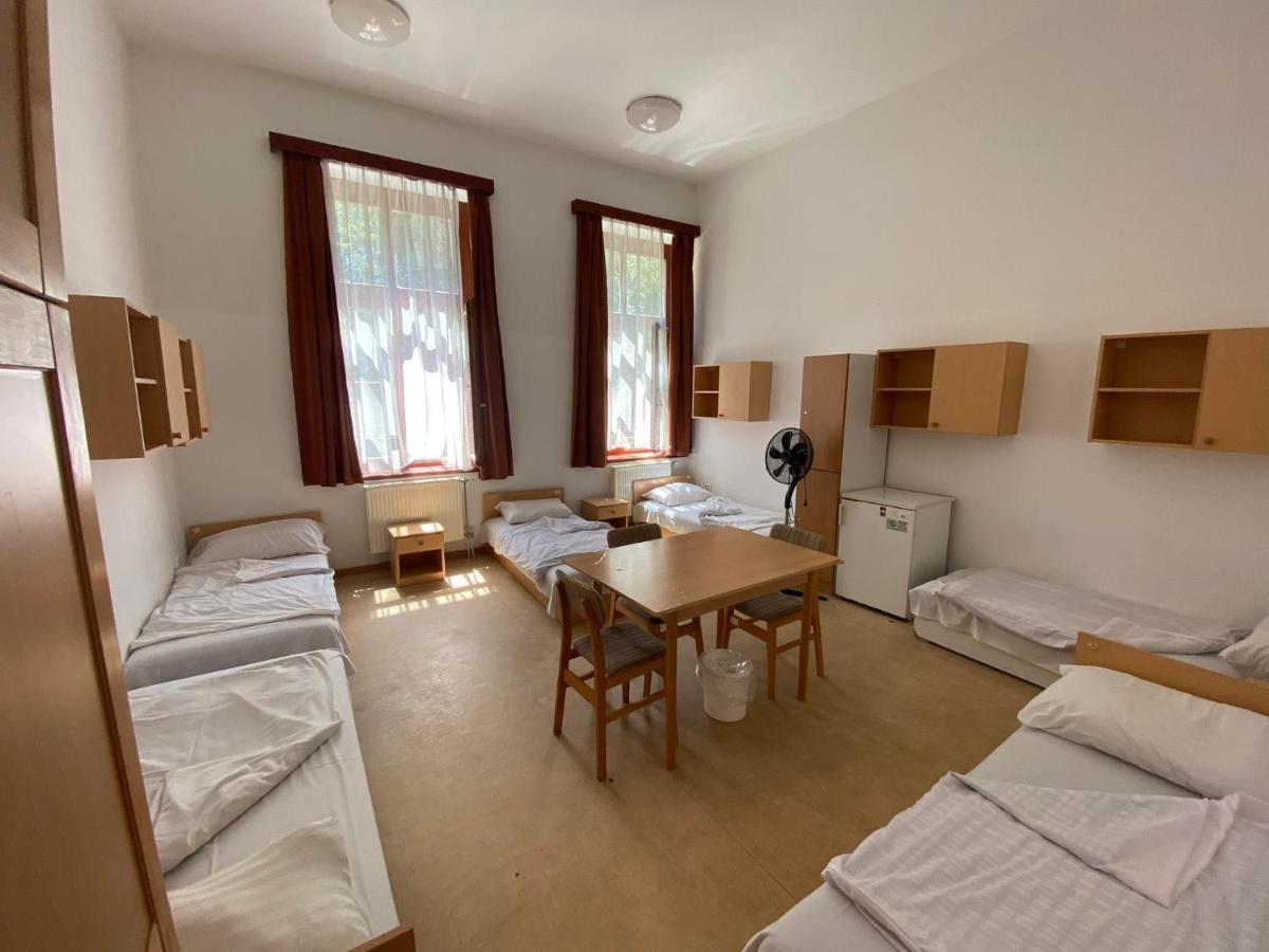 Sio Hostel Шиофок Экстерьер фото