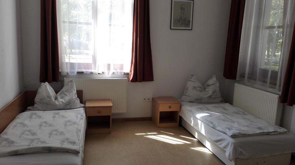 Sio Hostel Шиофок Экстерьер фото