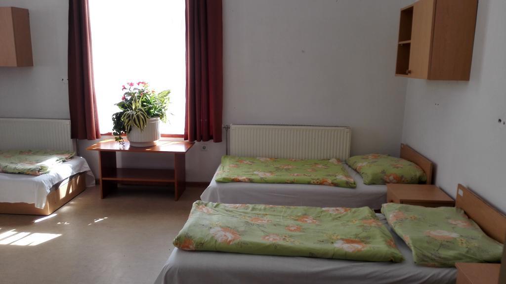 Sio Hostel Шиофок Экстерьер фото