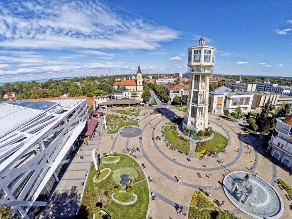 Sio Hostel Шиофок Экстерьер фото