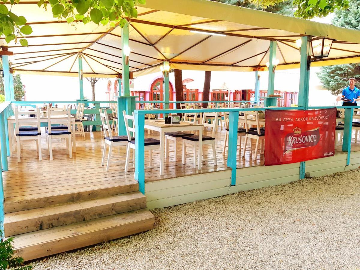 Sio Hostel Шиофок Экстерьер фото